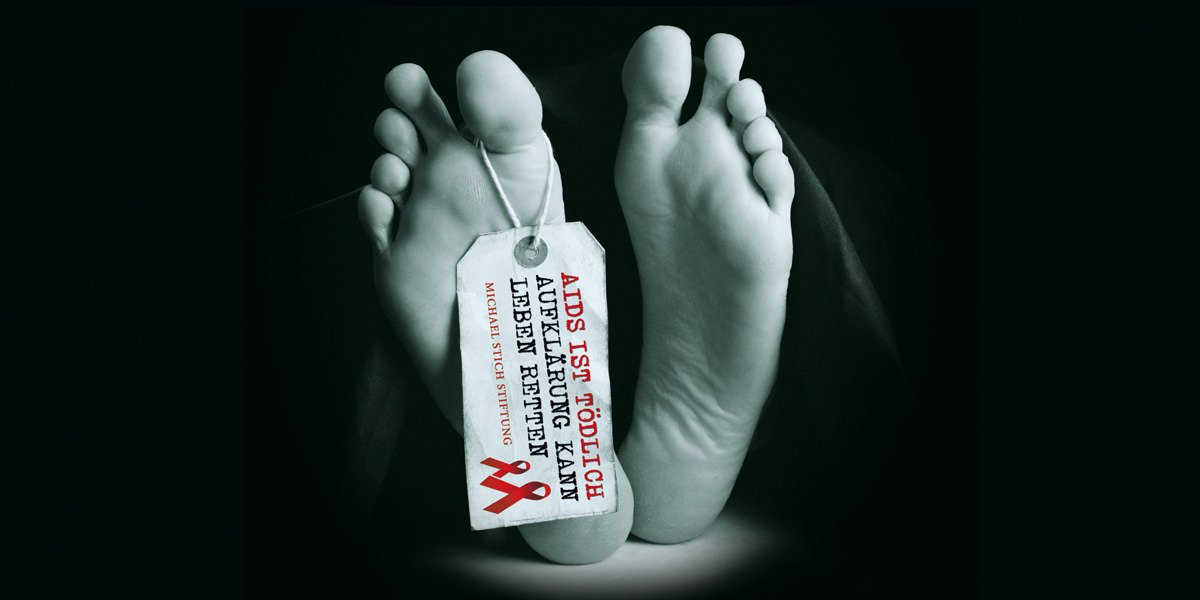 Plakat Leichenwagen: Aids ist tödlich. Aufklärung kann Leben retten. Michael Stich Stiftung
